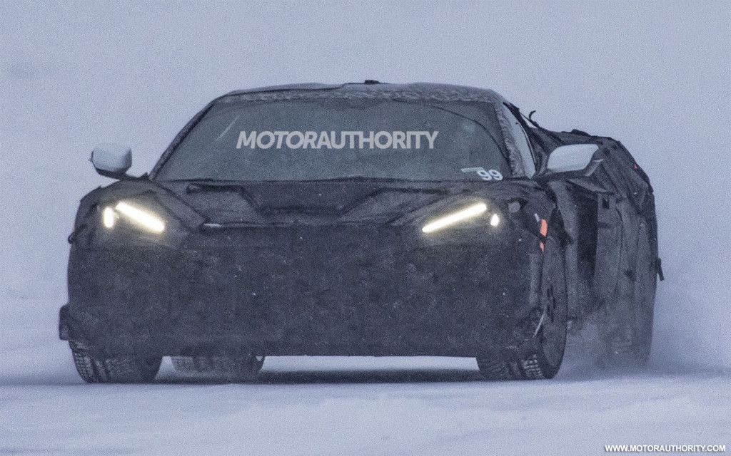2022 Chevrolet Corvette Z06 spy shots - Photo credit: S. Baldauf/SB-Medien 2022 Chevrolet Corvette Z06 spy shots - Photo credit: S. Baldauf/SB-Medien