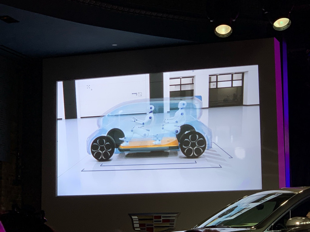 Future Cadillac long-range electric large luxury utility vehicle (rendering), 2019 Detroit auto sho