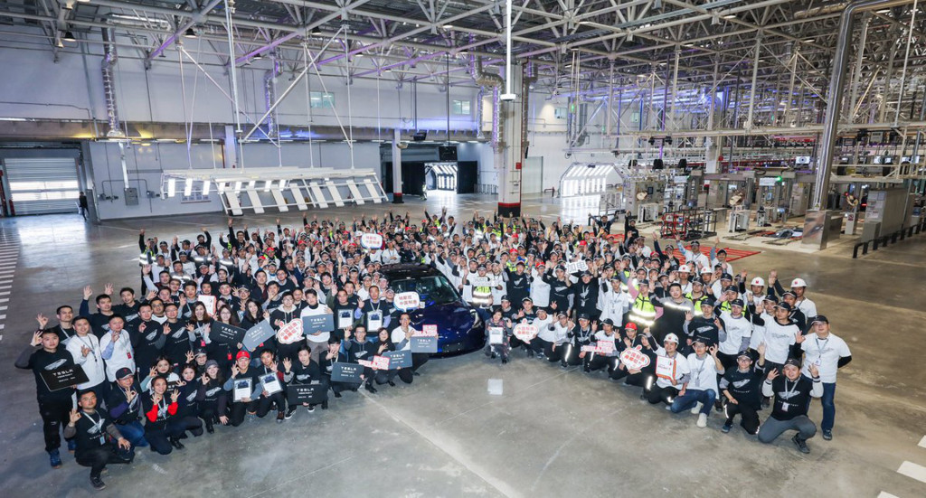 Tesla starts delivery of Chinese-made Model 3 sedans on December 30, 2019