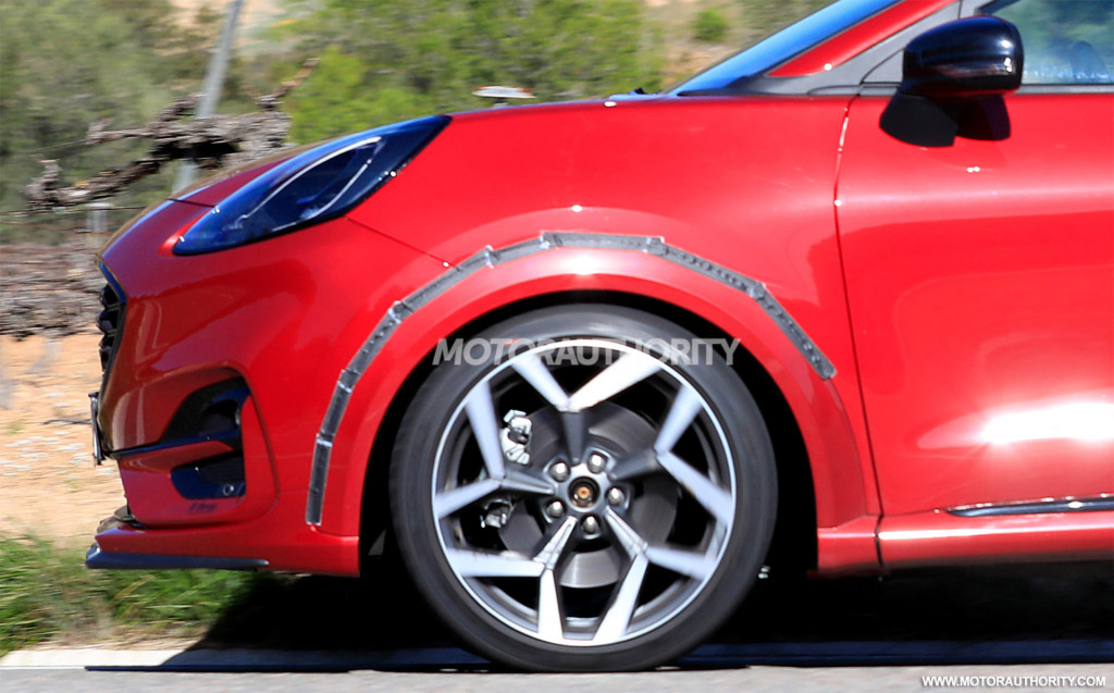 2020 Ford Puma ST spy shots - Photo credit: S. Baldauf/SB-Medien