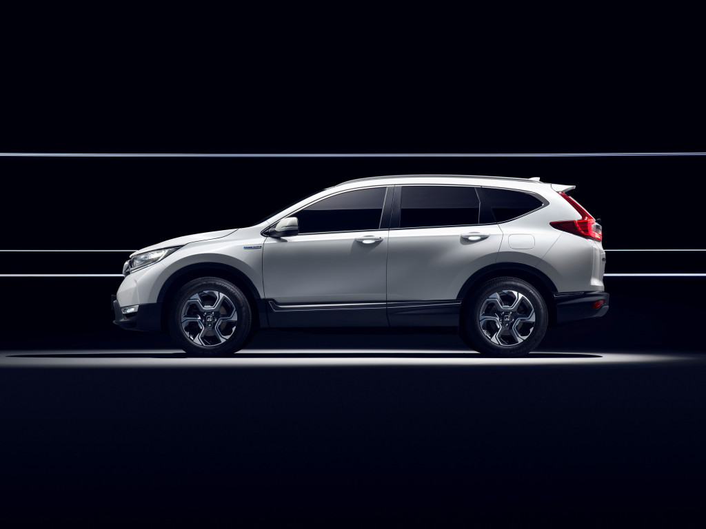 Honda CR-V Hybrid prototype, 2017 Frankfurt auto show