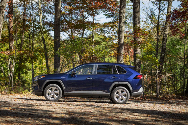 2019 Toyota RAV4 Hybrid - Best Car To Buy 2020 2019 Toyota RAV4 Hybrid - Best Car To Buy 2020