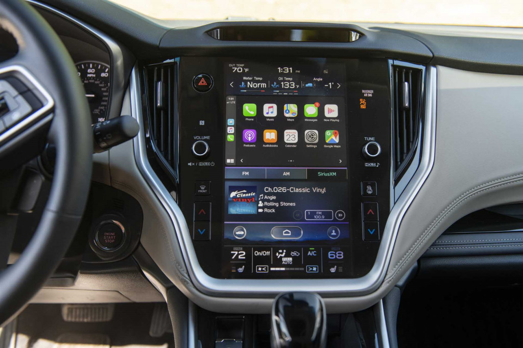 2020 Subaru Outback Apple CarPlay
