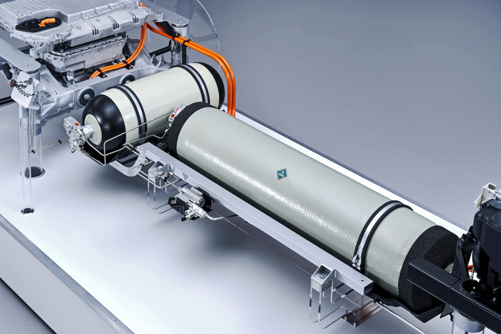 BMW hydrogen-electric powertrain entering production in 2022