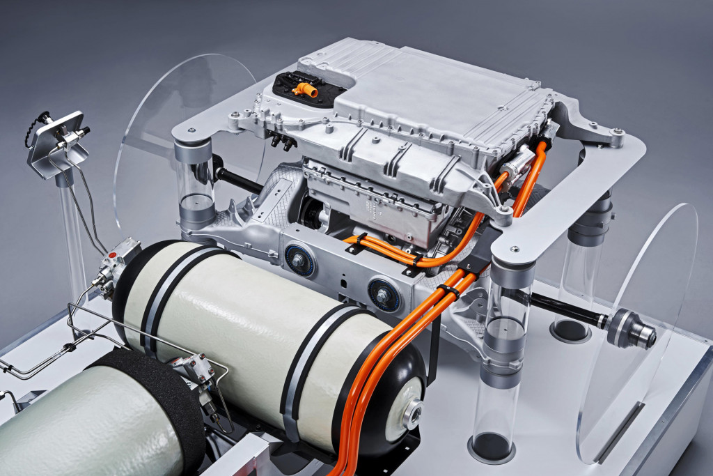BMW hydrogen-electric powertrain entering production in 2022