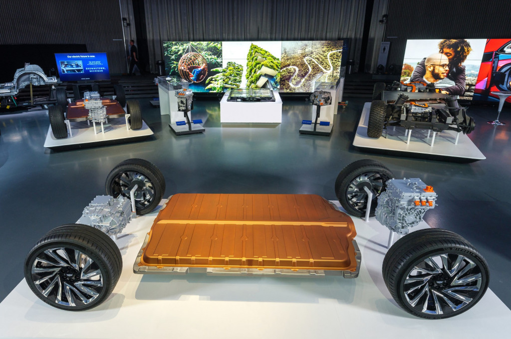 GM EV day - battery