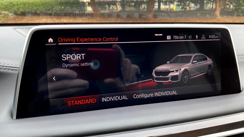 2020 BMW 745e xDrive - drive review