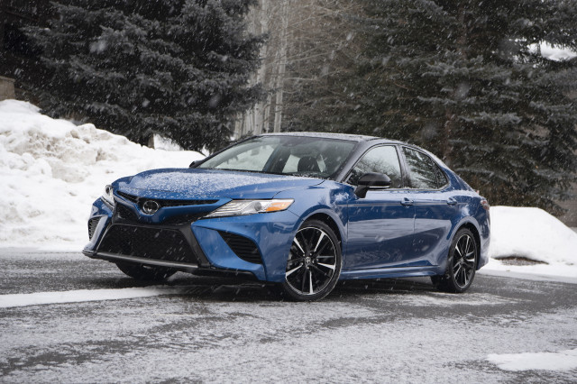 2020 Toyota Camry XSE AWD