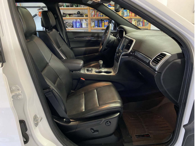 How to clean your car's interior like a pro