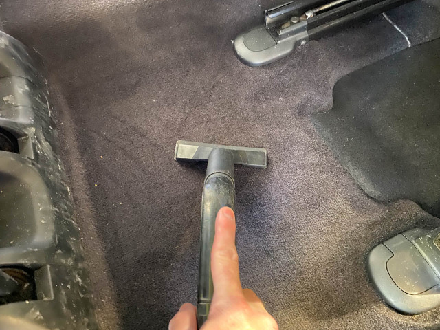 How to clean your car's interior like a pro