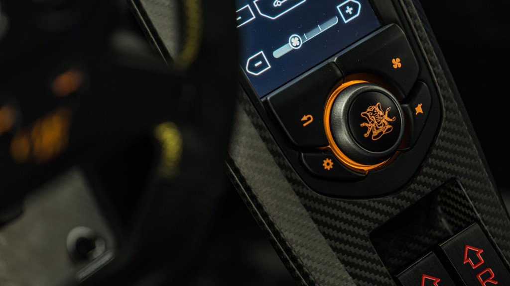 McLaren P1 GTR-18 by Lanzante