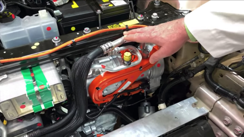 Tesla Model Y heat pump, Munro & Associates Tesla Model Y heat pump, Munro & Associates