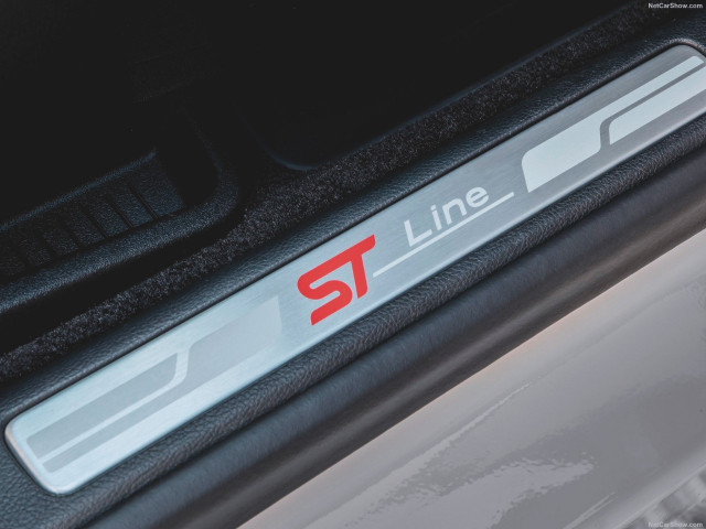 2020 Ford Edge ST-Line