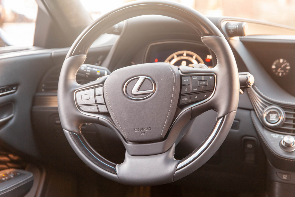 2020 Lexus LS500