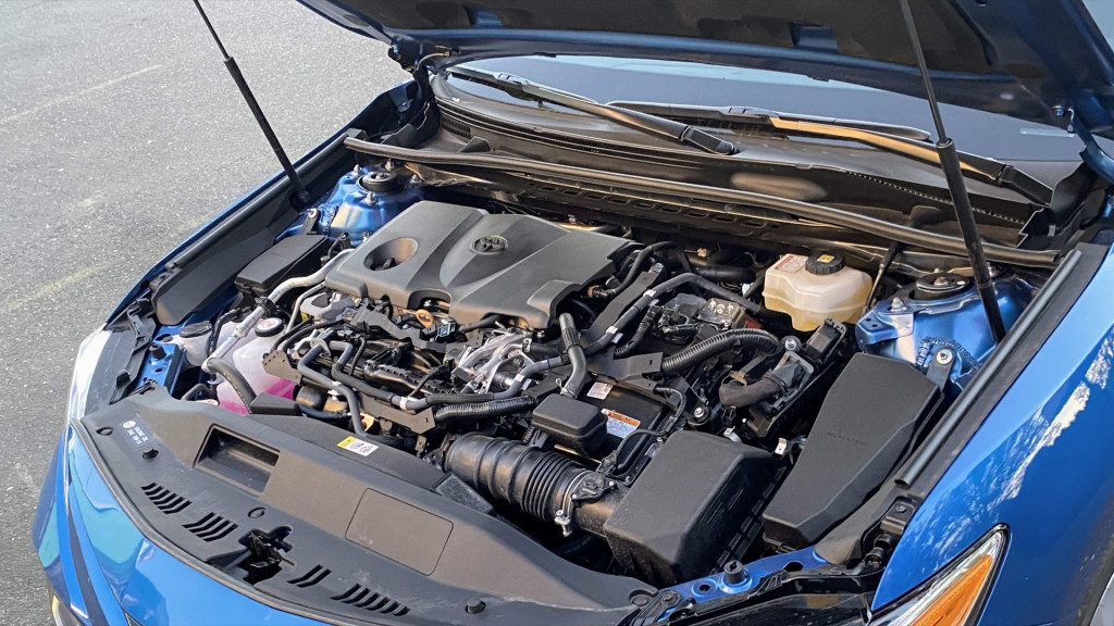 2020 Toyota Camry Hybrid XLE - Driven - Portland OR, April 2020