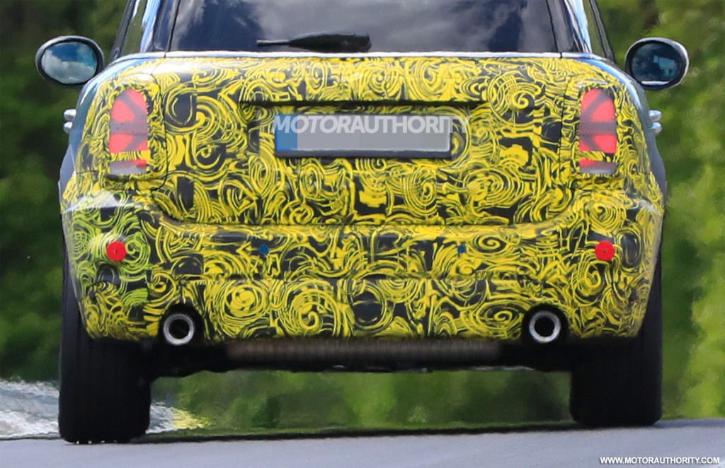 2021 Mini Countryman facelift spy shots - Photo credit: S. Baldauf/SB-Medien