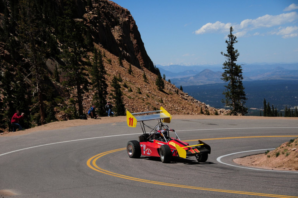 A Wells Coyote races up Pikes Peak | Danyak501 photo A Wells Coyote races up Pikes Peak | Danyak501 photo