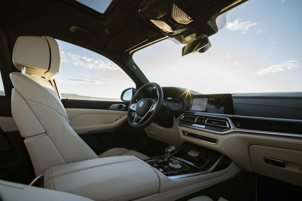 2021 BMW Alpina XB7