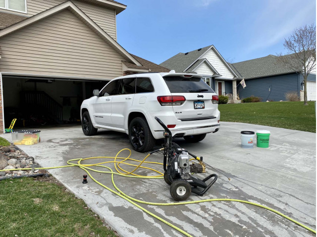 How to wash a car like a pro