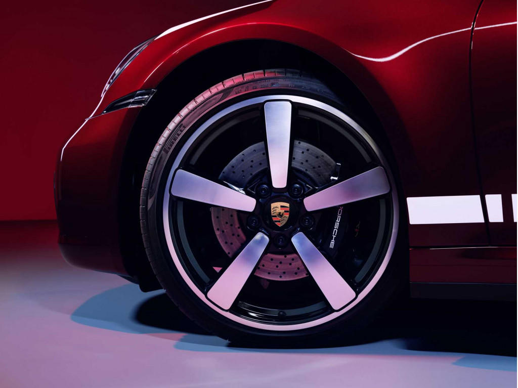 2021 Porsche 911 Targa 4S Heritage Design