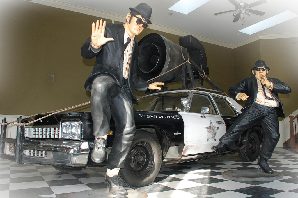 Replica Bluesmobile, courtesy of Volo Auto Museum