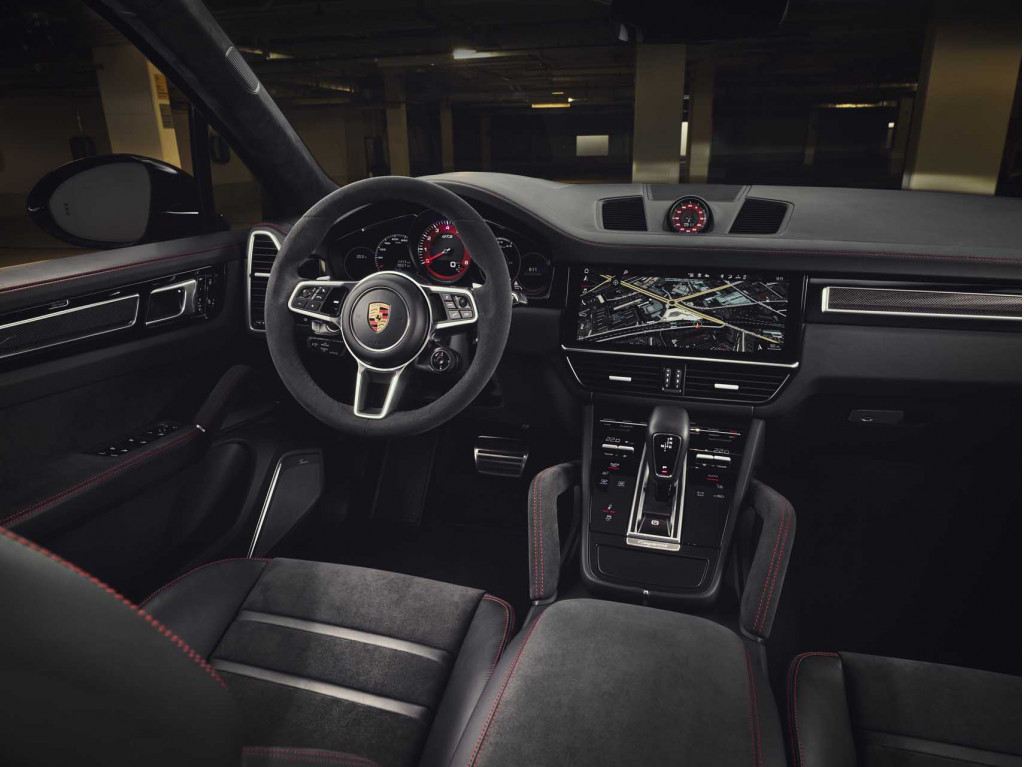2021 Porsche Cayenne GTS and Cayenne GTS Coupe