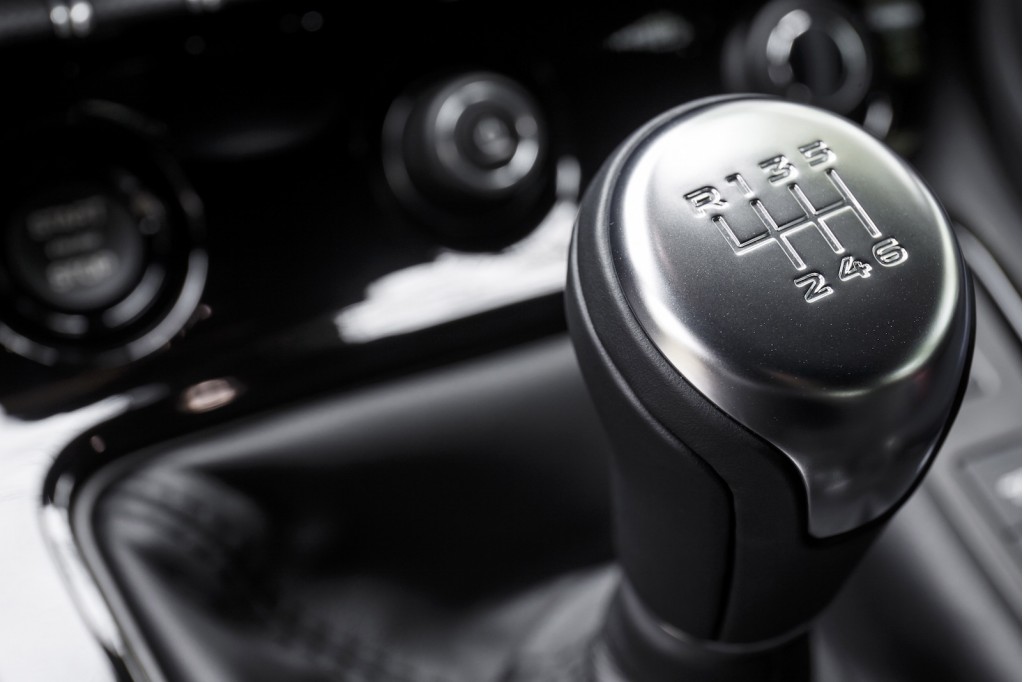 2016 Jaguar F-Type S V-6 manual