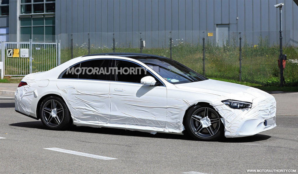 2021 Mercedes-Benz S-Class spy shots - Photo credit: S. Baldauf/SB-Medien