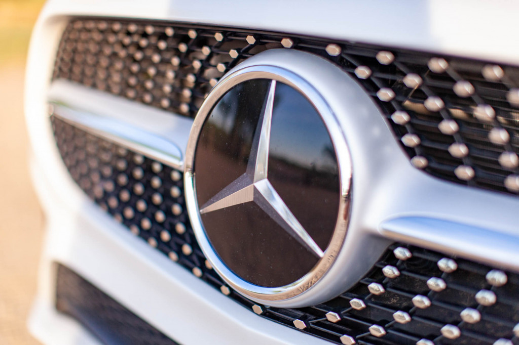 2020 Mercedes-Benz A 220