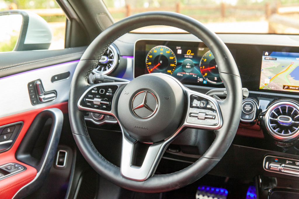 2020 Mercedes-Benz A 220