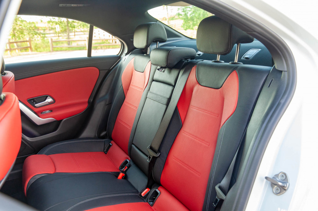 2020 Mercedes-Benz A 220