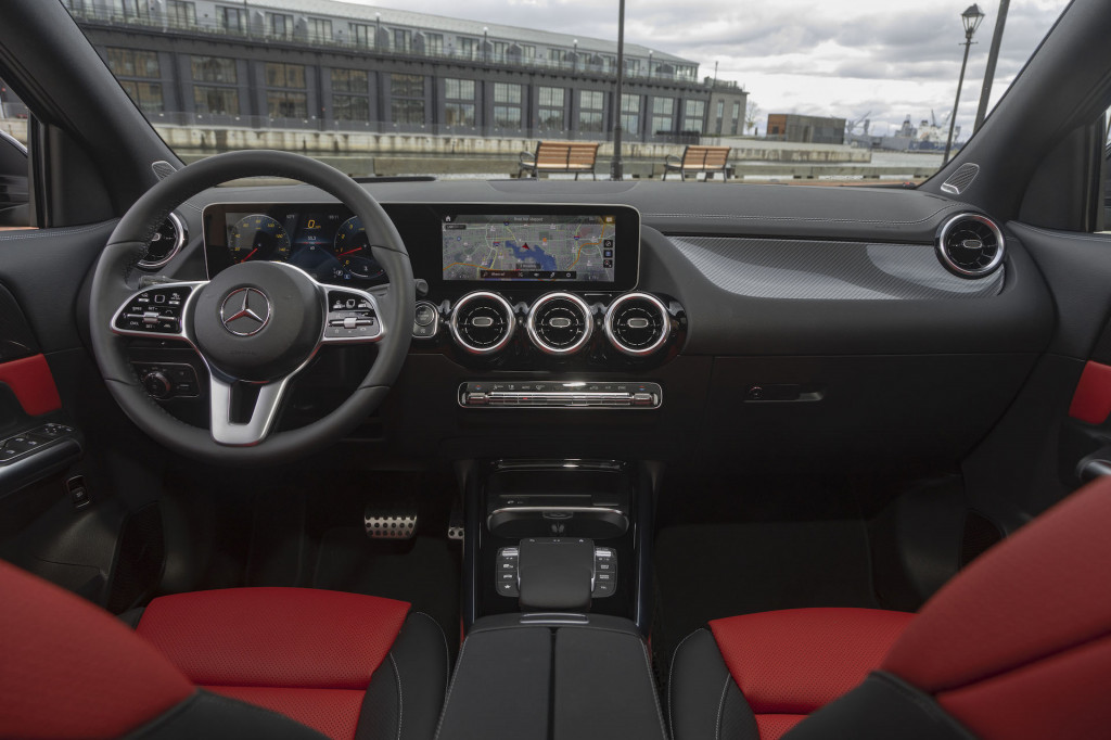 2021 Mercedes-Benz GLA 250