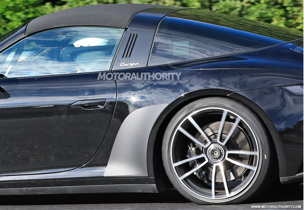 2021 Porsche 911 Targa 4 GTS spy shots - Photo credit: S. Baldauf/SB-Medien 2021 Porsche 911 Targa 4 GTS spy shots - Photo credit: S. Baldauf/SB-Medien