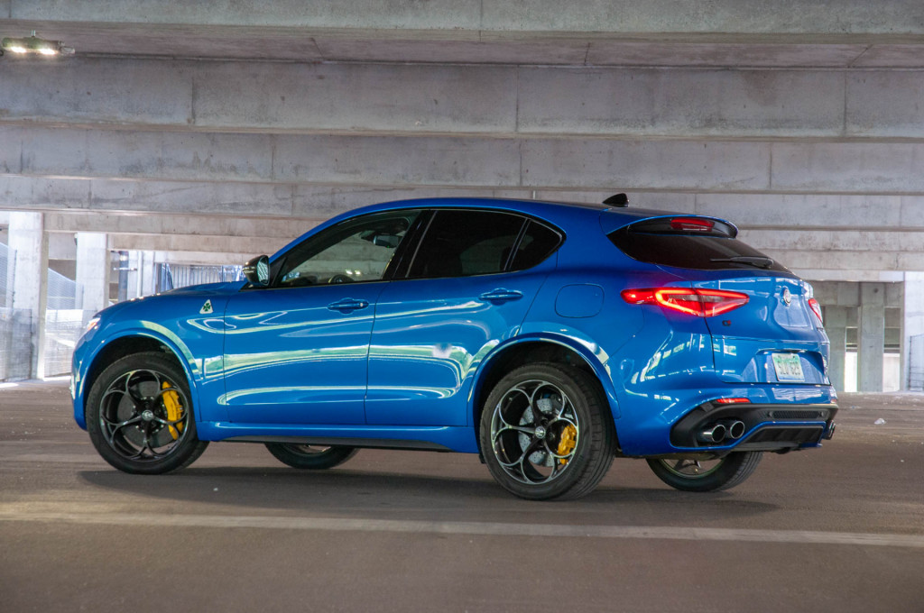 2020 Alfa Romeo Stelvio Quadrifoglio 2020 Alfa Romeo Stelvio Quadrifoglio