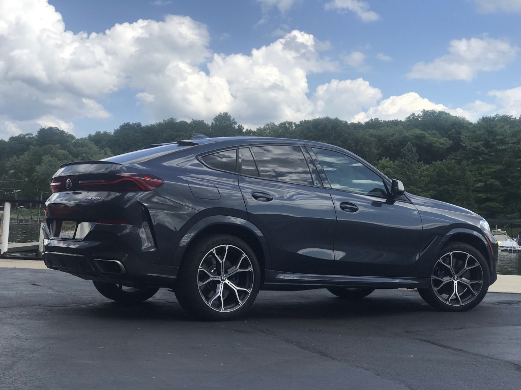 2020 BMW X6 M50i
