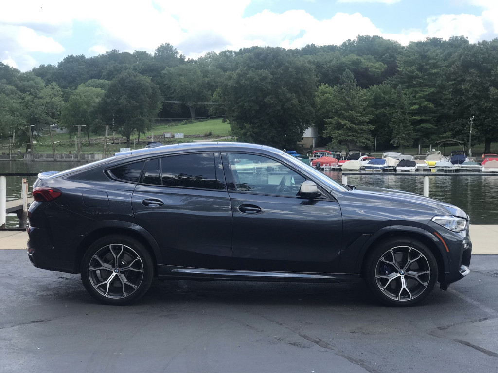 2020 BMW X6 M50i