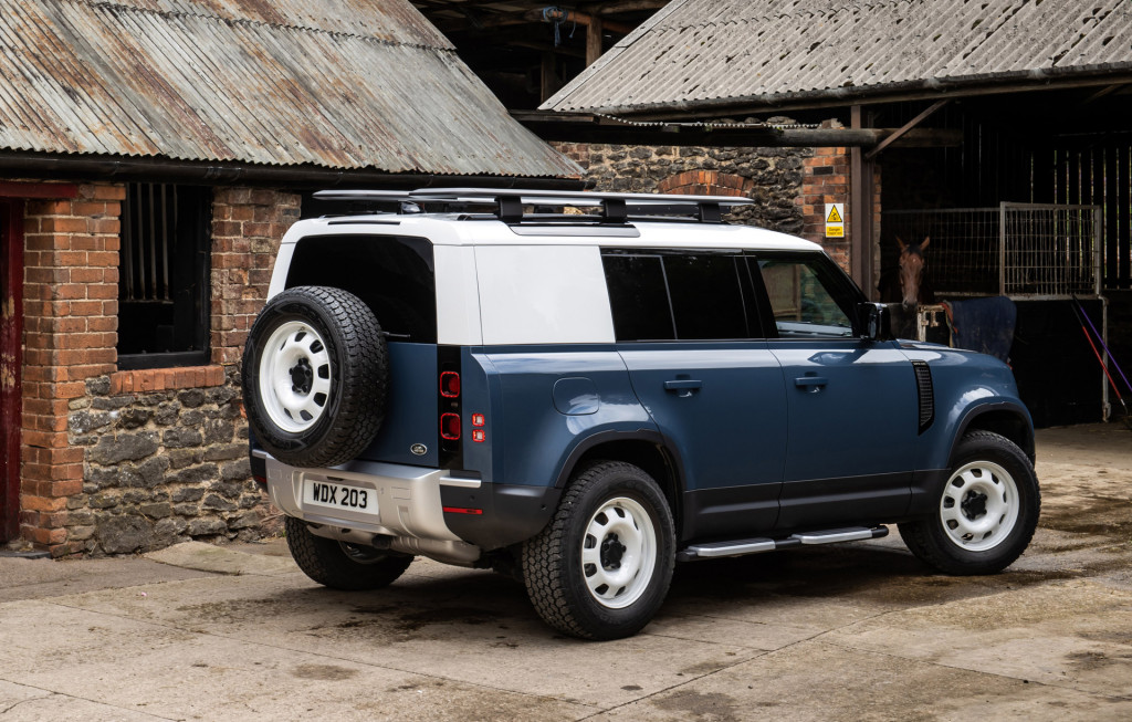 2021 Land Rover Defender Hard Top