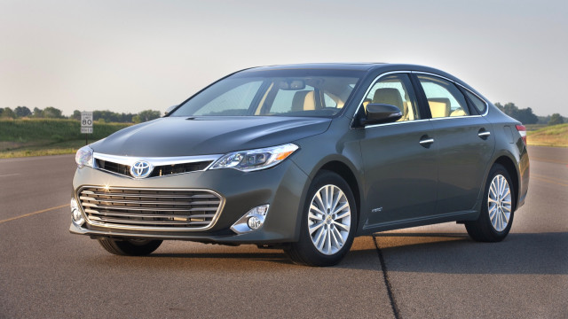 2013 Toyota Avalon Hybrid