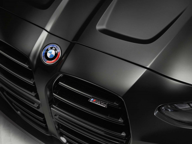 2022 BMW M4 Competition x Kith