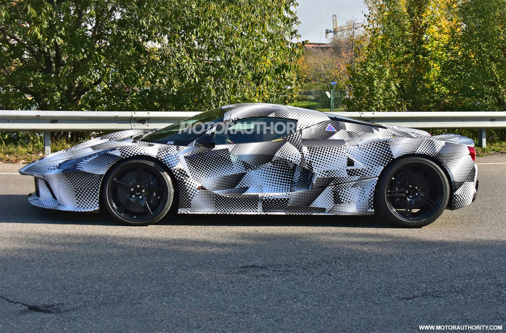 Ferrari Special Series test mule spy shots - Photo credit: S. Baldauf/SB-Medien