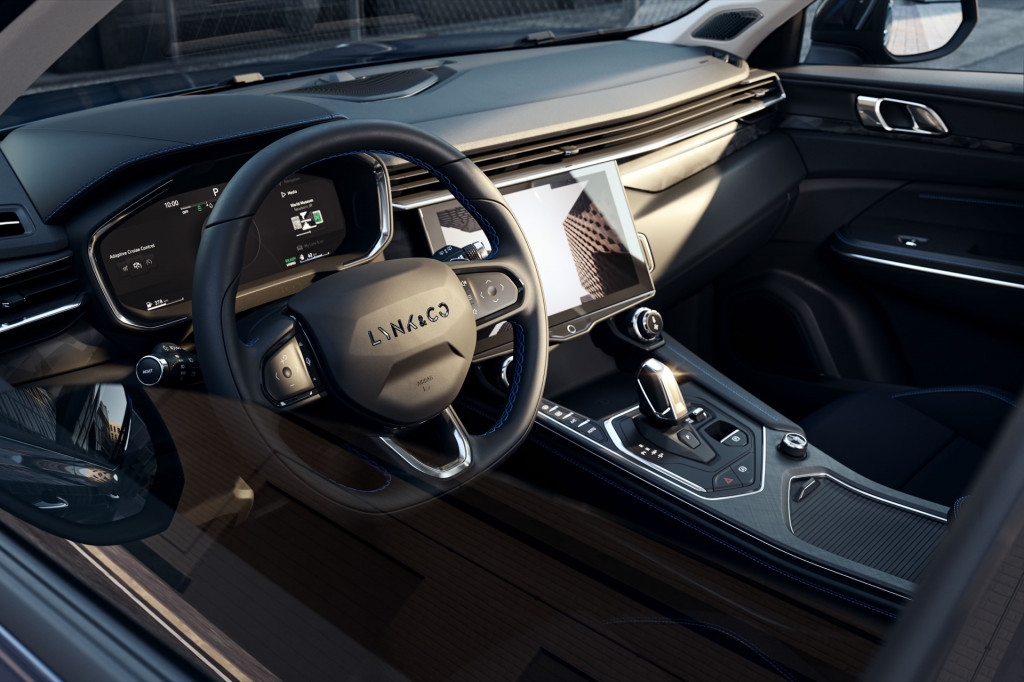 Lynk & Co. 01 - Euro-spec