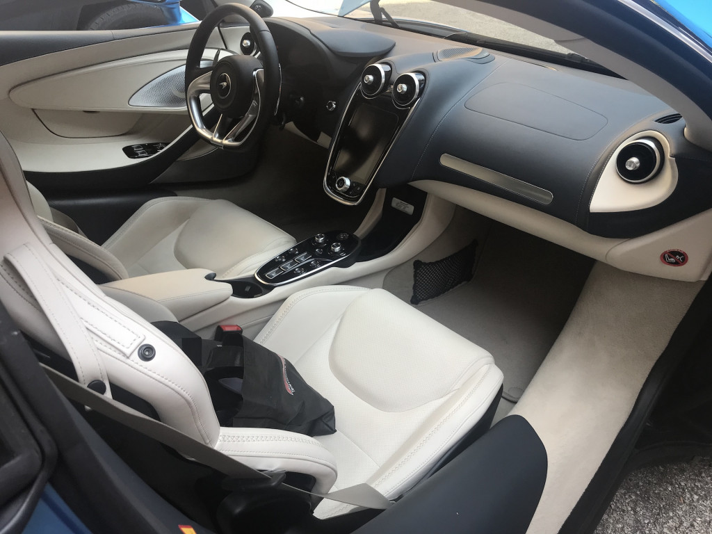 2020 McLaren GT