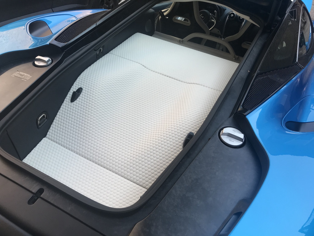 2020 McLaren GT