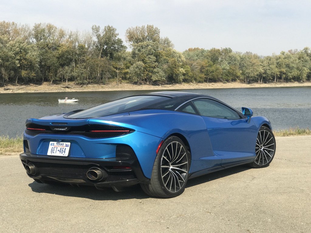 2020 McLaren GT