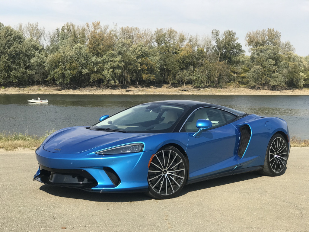 2020 McLaren GT