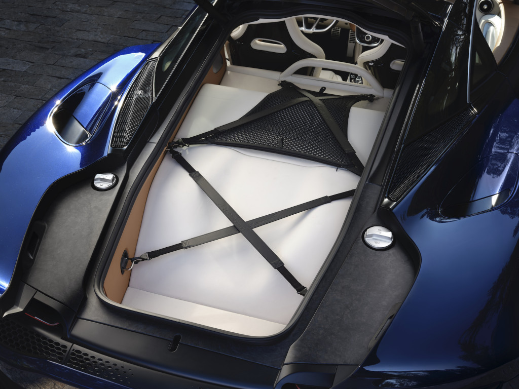2020 McLaren GT