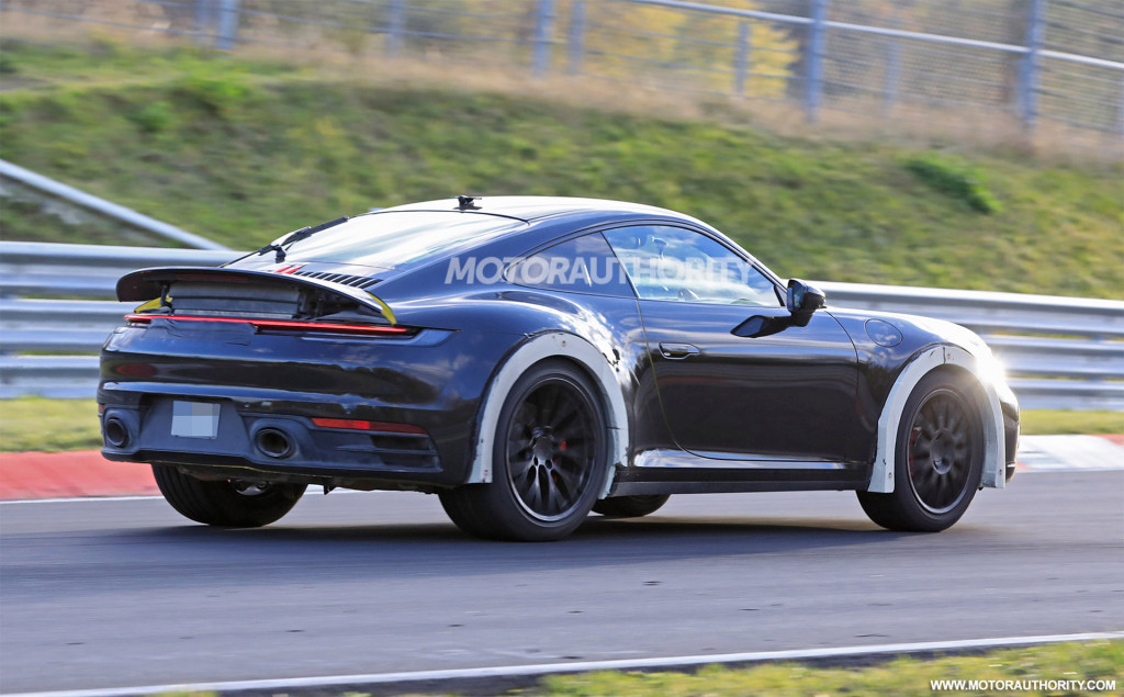 High-riding Porsche 911 prototype spy shots - Photo credit: S. Baldauf/SB-Medien