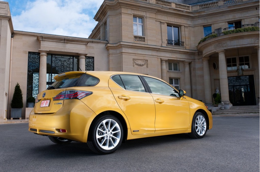2011 Lexus CT 200h