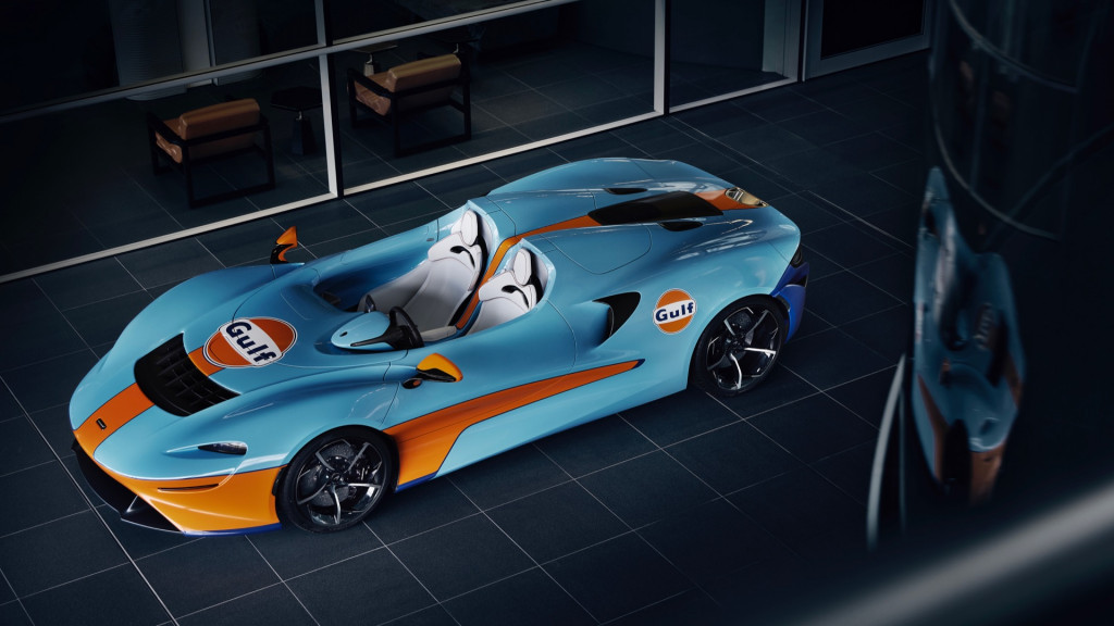McLaren Elva Gulf Theme
