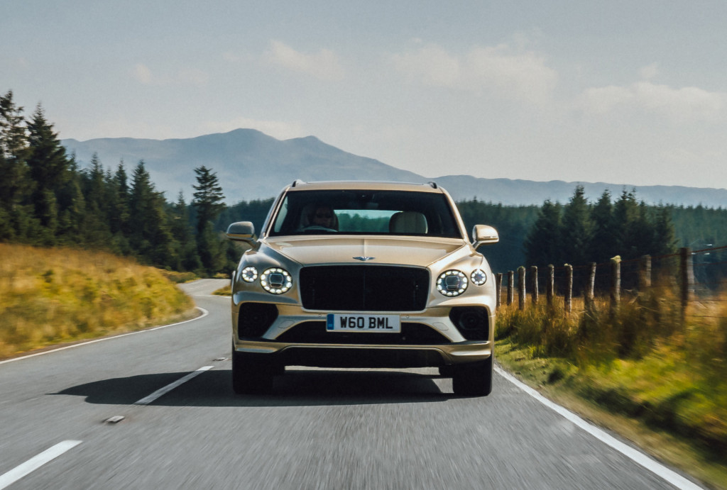 2021 Bentley Bentayga Hybrid